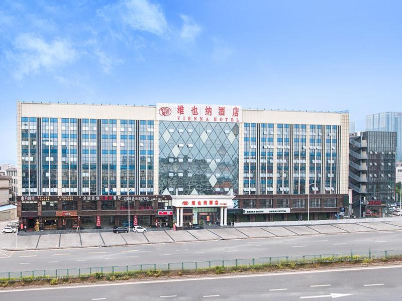 Vienna Hotel Shenzhen Pingji Ave Екстериор снимка